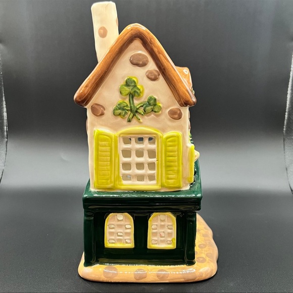 Blue Sky Clayworks Candle House ~ The Leapin’ Leprechaun - Picture 2 of 7